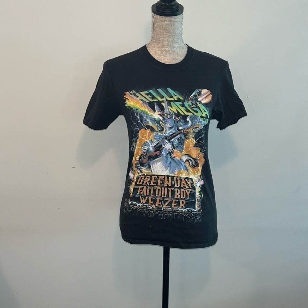 Green Day Band Hella Mega Tour Shirt Music Rock Band 2 Sides T Shirt Size Small